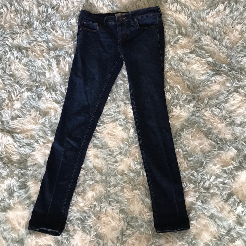 Hollister dark wash skinny jeans